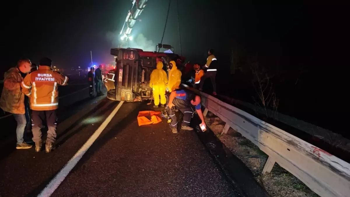 İnegöl’de Tanker Kazasında Şoförün Cansız Bedeni Çıkarıldı